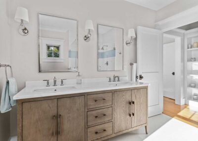 bathroom with two vanities